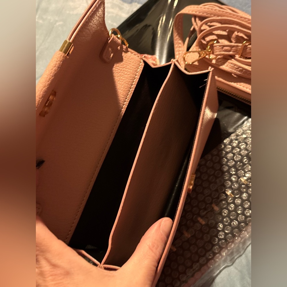 NWT 4pc Pink Vegan Leather Crossbody Hand Bag w/ Twilly, Charm and Wallet - Picture 9 of 14